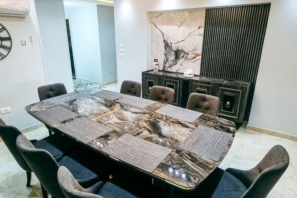 Luxury Vip Apartment القاهرة المظهر الخارجي الصورة